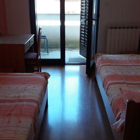 Apartmani Vukovic 푸나트 외부 사진